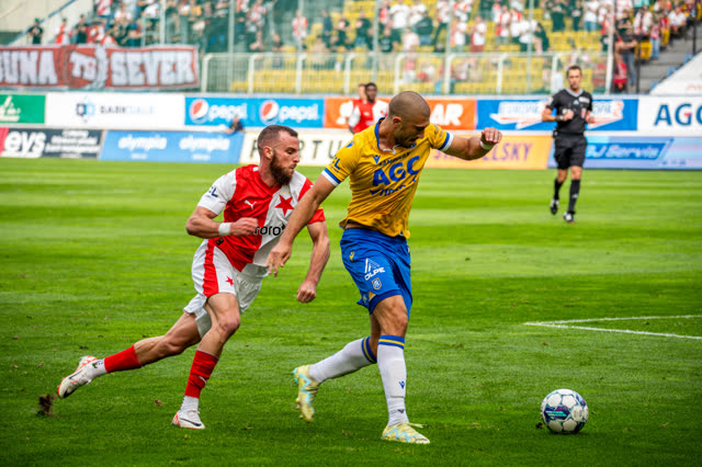 Football — photography by Štefan Šraga (photo 9)