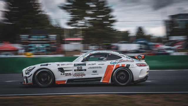 Cars — photography by Štefan Šraga (photo 3)